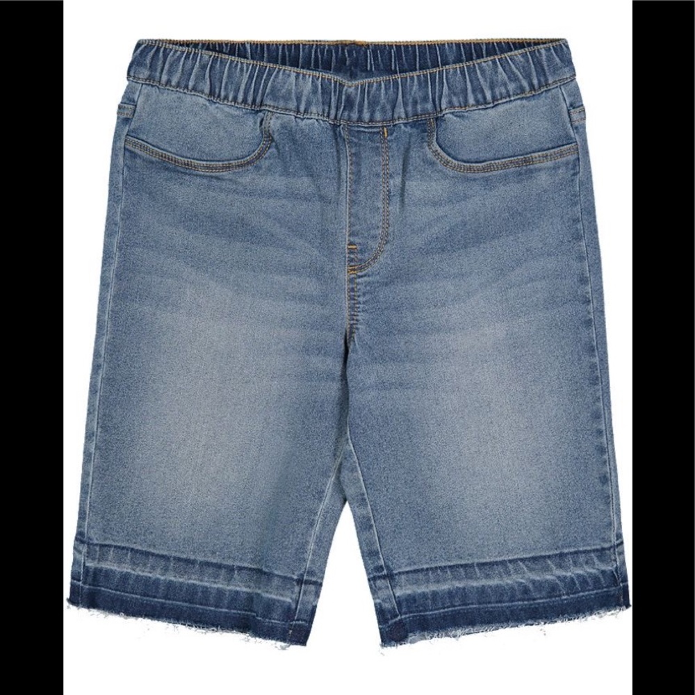 NWT Calvin Klein Bermuda Short, Size M (8/10)